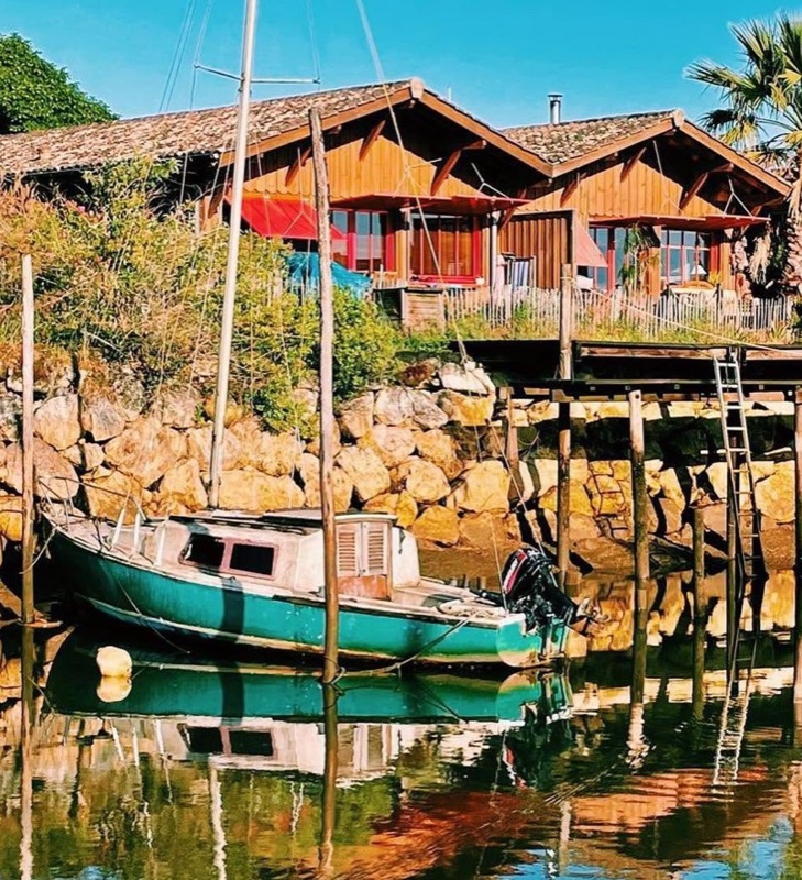 Cabane ostréicole et bateau, Gujan-Mestras